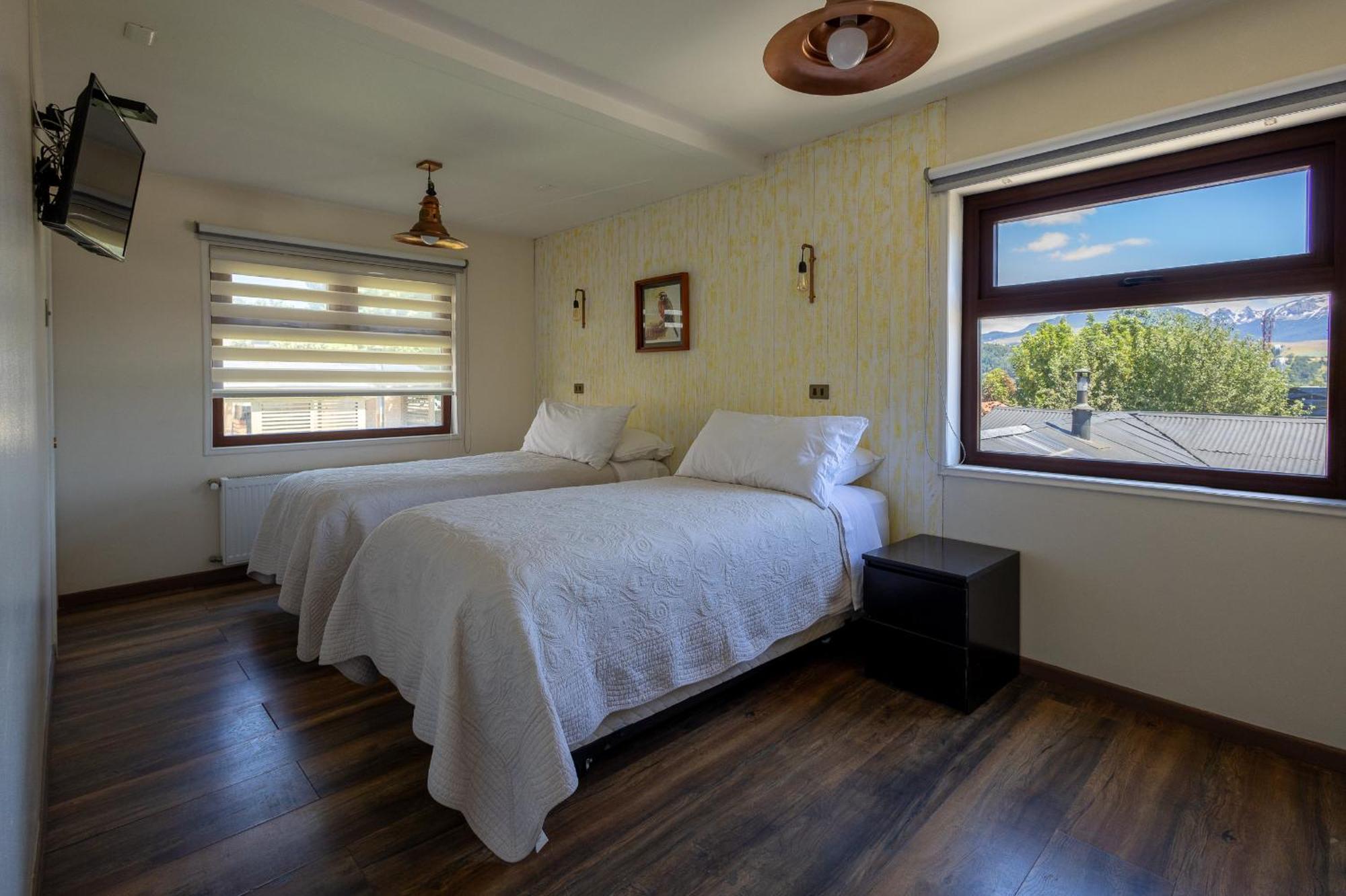 Abriga Bed And Breakfast Coyhaique Ngoại thất bức ảnh