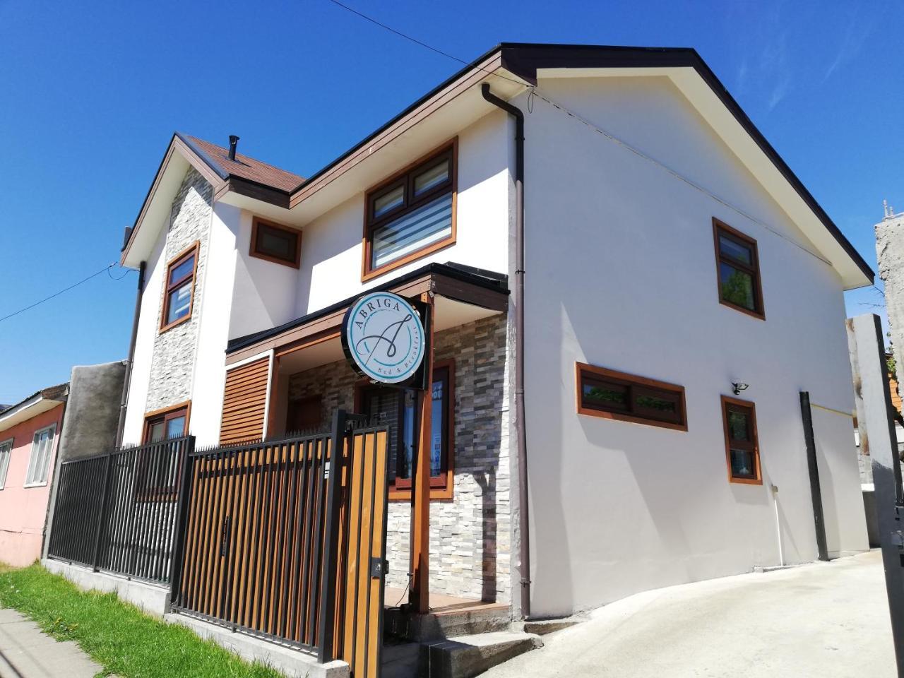 Abriga Bed And Breakfast Coyhaique Ngoại thất bức ảnh